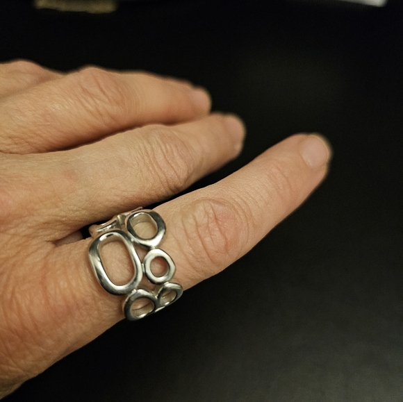 Trendy ring - Picture 1 of 2